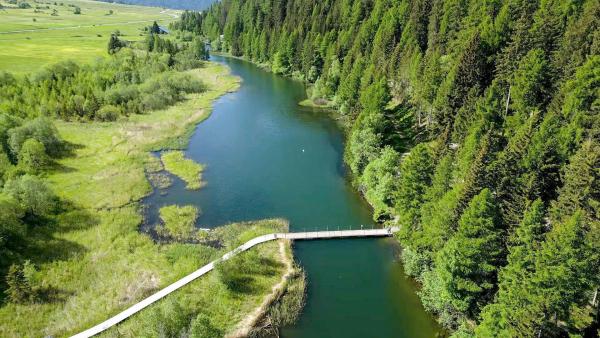 Bild 1 von 11: Im Bild: Haidersee Bergseen verleihen der Vinschger Landschaft ihr unverwechselbares Aussehen.