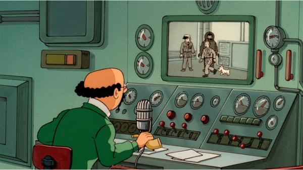 Bild 1 von 2: Professor Bienlein (l.) hat eine neue Rakete konstruiert, stürzt jedoch bei der Besichtigung und fällt in eine Schockstarre. Die Reise zum Mond ist ohne sein Wissen unmöglich.