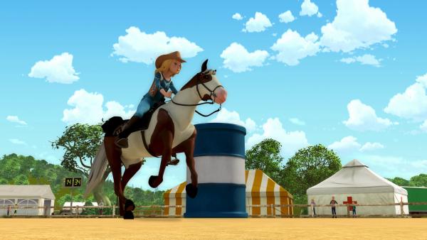 Bild 1 von 6: Beim Barrel Race muss Wendy alles geben, sonst verliert sie ihr neues Zaumzeug.