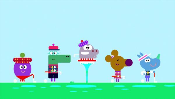 Bild 1 von 1: Duggee und die Quirlies entwerfen Minigolf-Bahnen.
