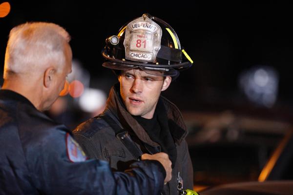 Bild 1 von 4: Chicago Fire Season1 EP Two Families, Chicago Fire Staffel1 EP Zwei Familien