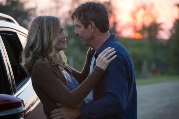 Bild 1 von 10: Hannah (erwachsen) (Peggy Lipton, l.); Ethan (erwachsen) (Dennis Quaid, r.)