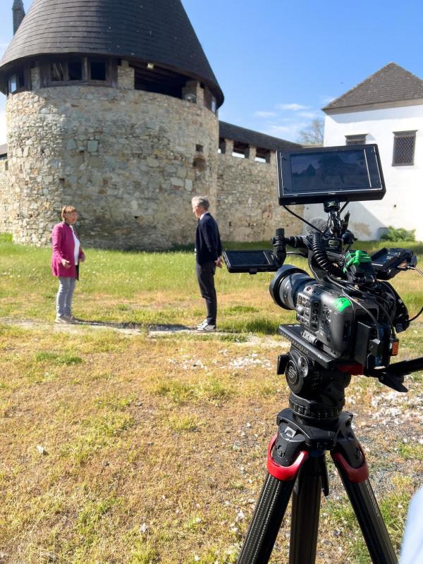 Bild 1 von 11: Im Bild: Johann-Philipp Spiegelfeld, Anna Schlanitz-Bolldorf.