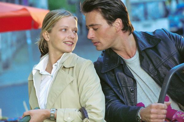 Bild 1 von 18: Ende gut, alles gut: Mark (Jan Sosniok, r.) und Lara (Doreen Jacobi, l.) ...