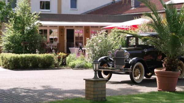 Bild 1 von 6: 
