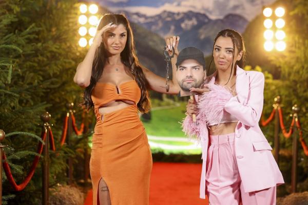 Bild 1 von 22: Yeliz Koc (l.); Dilara Kruse (r.)