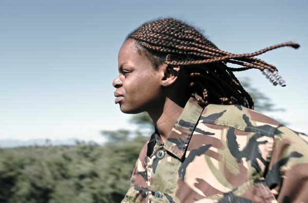 Bild 1 von 6: Die 20-jährige Naledi Malungane nach der Morgenpatrouille: Sie ist vor einem Jahr zu den Black Mambas gekommen.