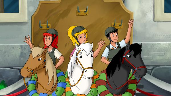 Bild 1 von 6: Bibi, Tina und Alex belegen die ersten drei Plätze beim Wettreiten.