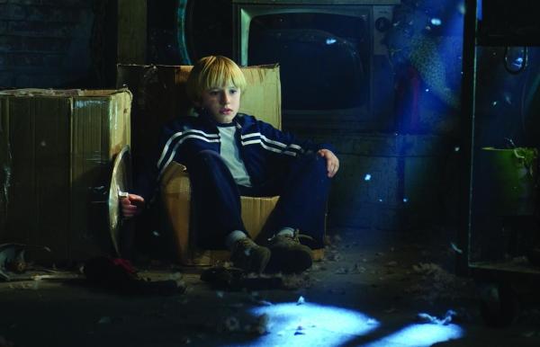 Bild 1 von 7: Seine Neugier wird ihm zum Verhängnis: Lucas (Nathan Gamble) ...