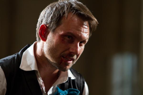 Bild 1 von 17: Anwalt Marcus Baptiste (Christian Slater) hat einen Hang zu illegalen Machenschaften ...
