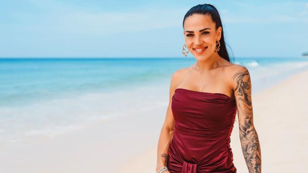 Bild 1 von 1: Neuzugang Elena Miras sorgt für Wirbel.