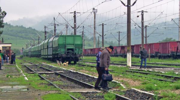 Bild 1 von 2: Der Bahnhof Augustin im Osten Transsilvaniens.