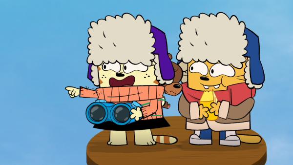 Bild 1 von 3: Moon und Ollie überblicken den russischen Platz.