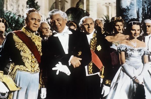 Bild 1 von 8: Im Bild: Karl Ludwig Diehl, Paul Hörbiger.