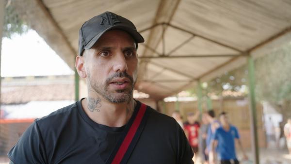 Bild 1 von 6: Gestrandet im Knast: Remy N. hinter Gittern in Paraguay.