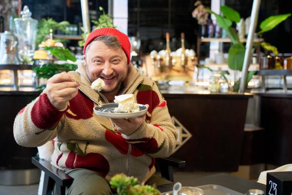 Bild 1 von 10: Veganer Sahneersatz ist der nächste große Hype nach veganen Milchalternativen. Sebastian Lege deckt auf, was wirklich drinsteckt.