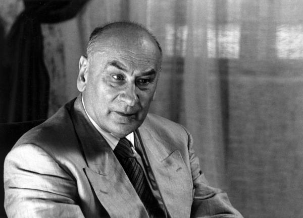Bild 1 von 8: Im Bild: Rudolf Wessely (Rudolf Pawlik).