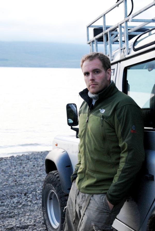 Bild 1 von 7: Josh Gates
