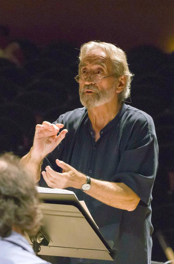 Bild 1 von 3: Der katalanische Dirigent, Gambist und Musikwissenschaftler Jordi Savall ist einer der großen Interpreten in dem Genre, das oft etwas pauschal als ?Alte Musik? bezeichnet wird.