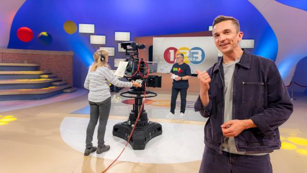 Bild 1 von 6: Wie geht Fernsehen? \