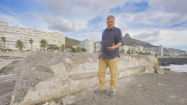 Bild 1 von 4: Colin Devey in Kapstadt: Städte könnten bald die Minen der Zukunft werden, wenn es um den Abbau seltener Metalle geht.