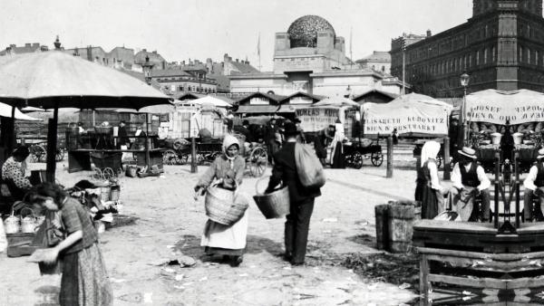 Bild 1 von 20: Im Bild: Naschmarkt.