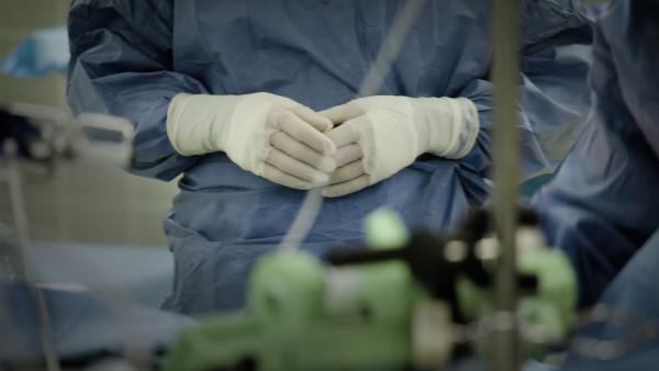 Bild 1 von 7: Wenn Ärzte Fehler machen, ist der Kampf der Patienten um Entschädigung oft erfolglos.