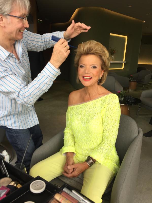 Bild 1 von 12: Uschi Glas während einer Fotosession des Fotografen Roger Fritz.