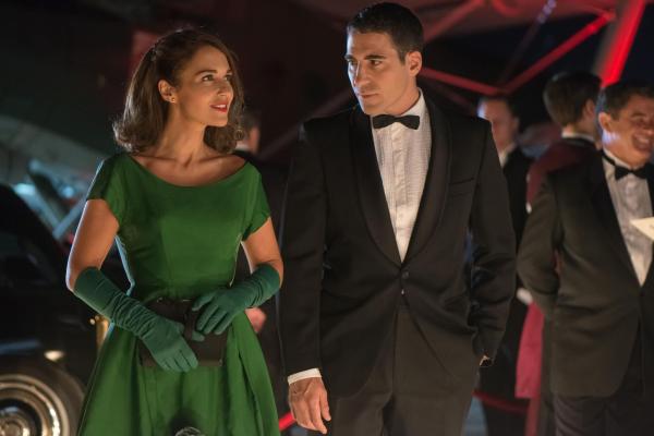 Bild 1 von 6: Ana Rivera (Paula Echevarría, l.); Alberto Márquez (Miguel Ãngel Silvestre, r.)