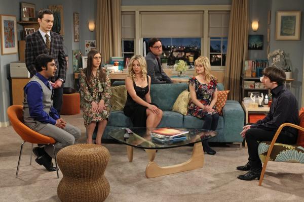 Bild 1 von 15: Eine ganz besondere Truppe: Bernadette (Melissa Rauch, 2.v.r.), Howard (Simon Helberg, r.), Sheldon (Jim Parsons, 2.v.l.), Leonard (Johnny Galecki, 3.v.r.), Penny (Kaley Cuoco, M.), Raj (Kunal Nayyar, l.) und Amy (Mayim Bialik, 3.v.l.) ...