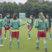 Kicken wie ein Mädchen