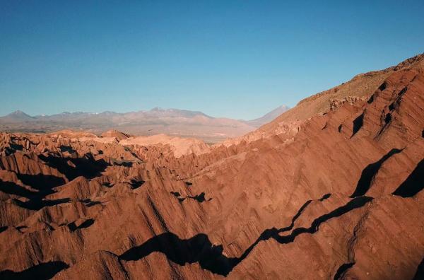 Bild 1 von 6: Das Valle de la Muerte ? ?Tal des Todes? ? liegt in der Atacamawüste: eine bizarre Gesteins- und Lehmformation, die auch Marstal genannt wird.