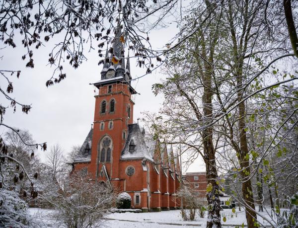 Bild 1 von 1: Die evangelische Stiftskirche des Stephanstifts in Hannover