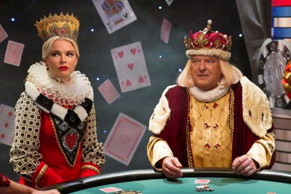 Bild 1 von 9: Vanessa (Kelli Goss, l.); Art (Dean Norris, r.)