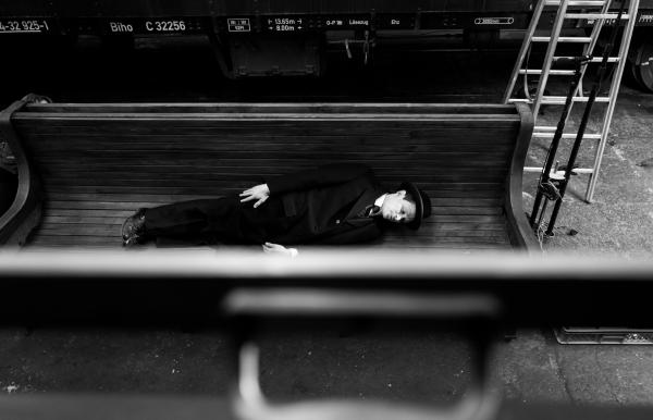 Bild 1 von 4: Kafka (Joel Basman ).