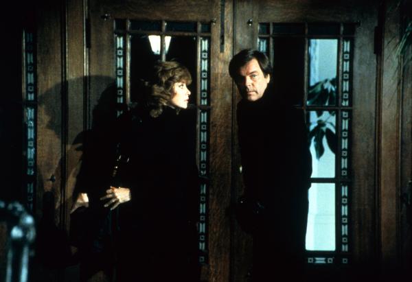 Bild 1 von 11: Jennifer Hart (Stefanie Powers, l.); Jonathan Hart (Robert Wagner, r.)