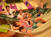 Die Jungs-WG: Sommer. Sonne. Elternfrei.