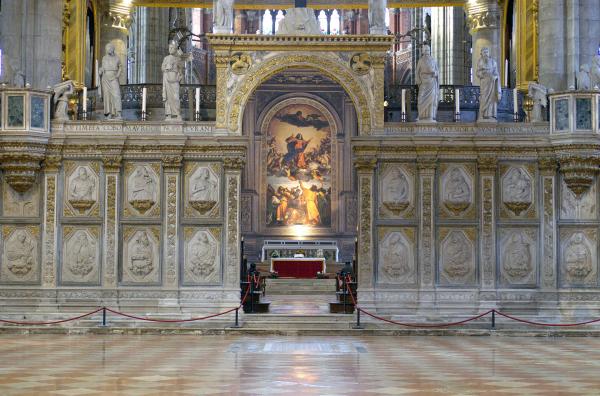 Bild 1 von 3: Die Frarikirche mit dem größten Altarbild Venedigs: Tizians \