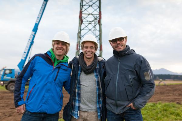 Bild 1 von 7: Checker Tobi (Mitte) mit den Statikern Christian und Martin