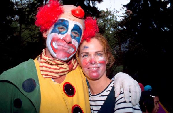 Bild 1 von 15: Im Bild: Rainhard Fendrich (Christian Zeiler), Ursula Buschhorn (Miriam).