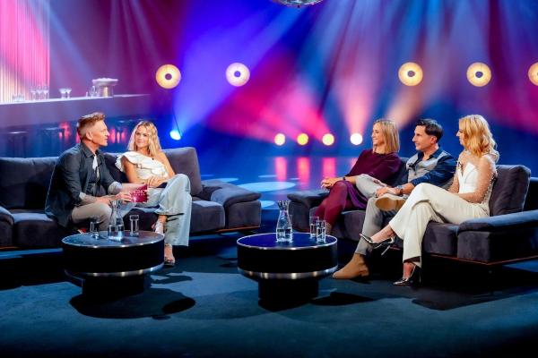 Bild 1 von 7: Im Bild: Andi Knoll, Mirjam Weichselbraun, Michi Kirchgasser, Balazs Ecker, Kathrin Metzinger.