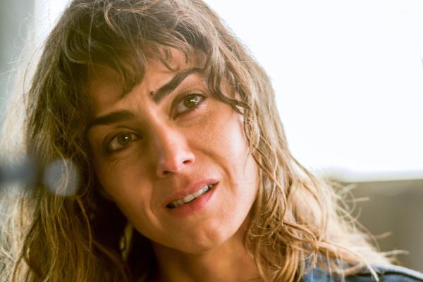 Bild 1 von 27: Im Bild: Verónica (Irene Accos) erfährt endlich die Wahrheit über Oscars Tod.