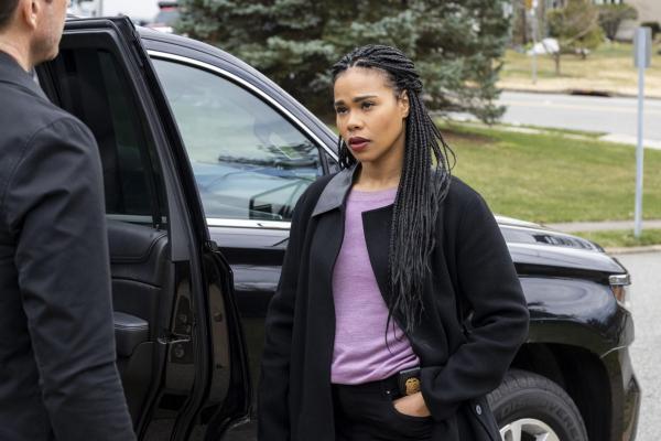Bild 1 von 10: Sheryll Barnes (Roxy Sternberg)