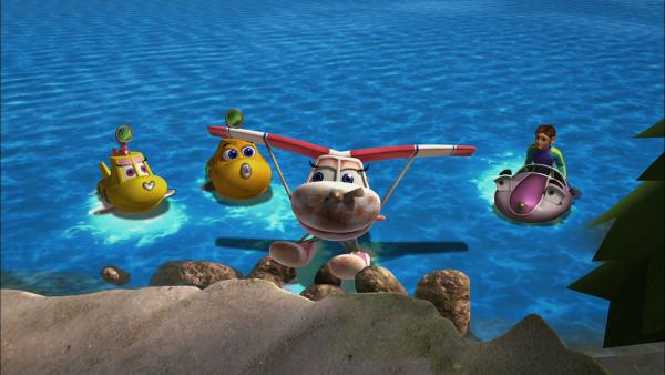 Bild 1 von 3: Wasserflugzeug Suzie ist durch einen Sturm beschädigt worden und wird von Taucher Tom, Skid, Timmy und Bess gerettet.