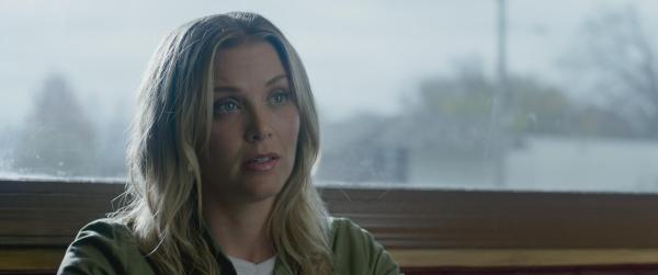 Bild 1 von 9: Julie (M.J. Brackin)
