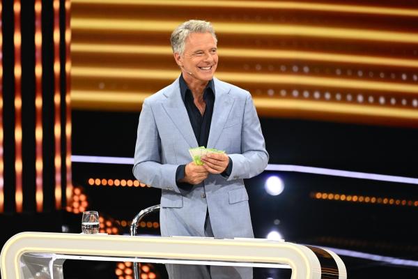 Bild 1 von 12: Jörg Pilawa