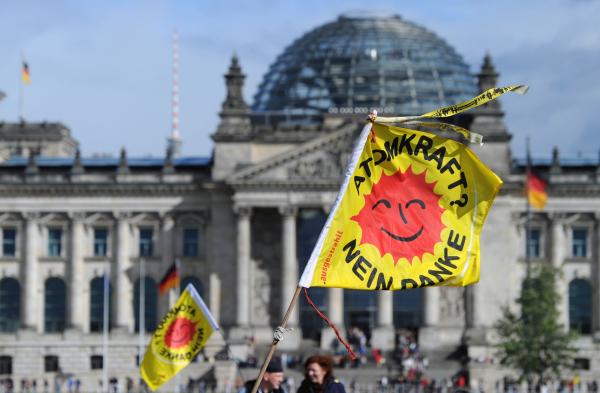 Bild 1 von 4: Nach dem Reaktorunglück in Fukushima 2011 steigt Deutschland aus der Atomkraft aus.