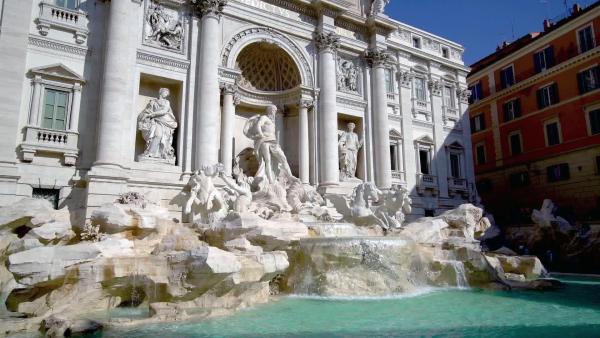 Bild 1 von 9: Im Bild: Sasa Schwarzjirg in Rom, Trevi Brunnen.