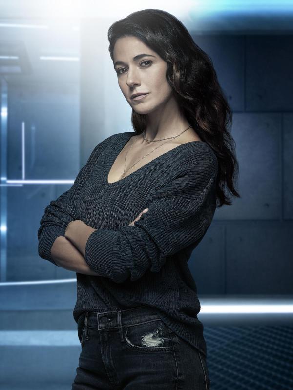 Bild 1 von 22: (1. Staffel) - Dr. Lila Kyle (Emmanuelle Chriqui)