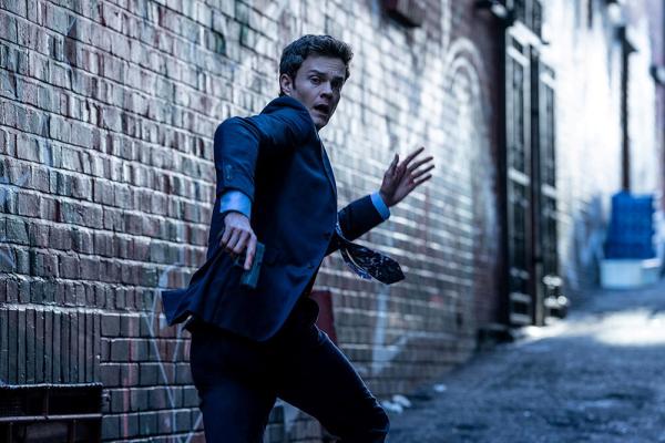 Bild 1 von 3: Jack Quaid as \
